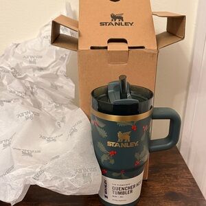 Stanley Forest Green Quencher Tumbler with Straw